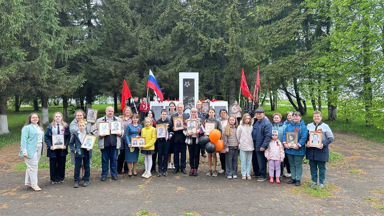 Митинг Победы. Мы гордимся непокорённым, доблестным поколением победителей, тем, что мы их наследники, и наш долг – хранить память о тех, кто сокрушил врага.